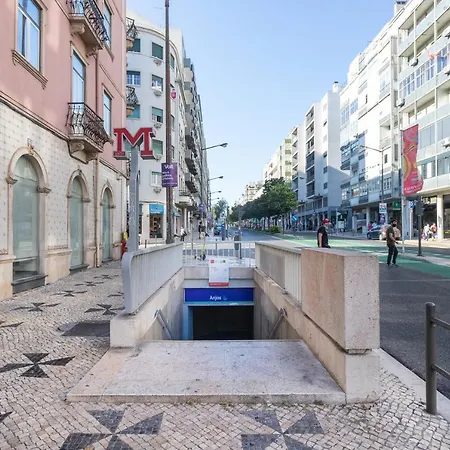 Lisboa Sweet Family Homestay-3